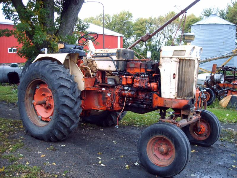 Case 830 comfort king