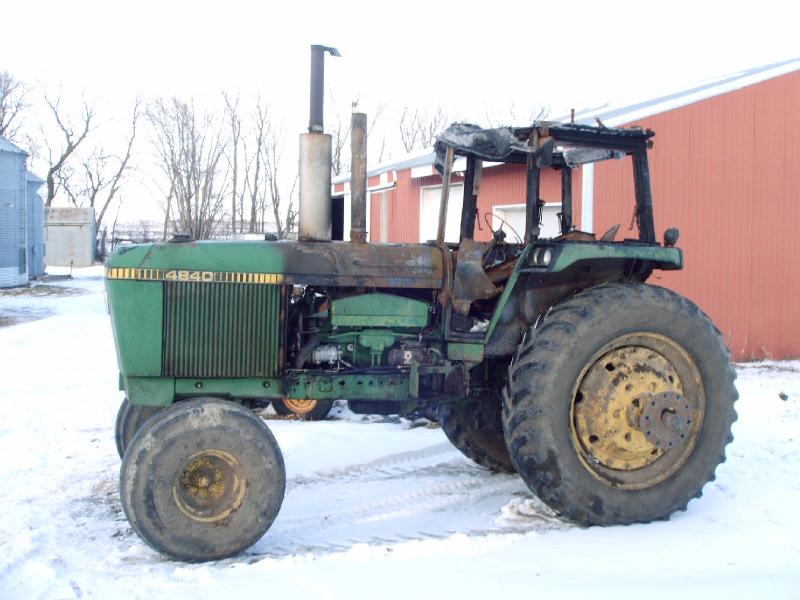 John Deere 4840